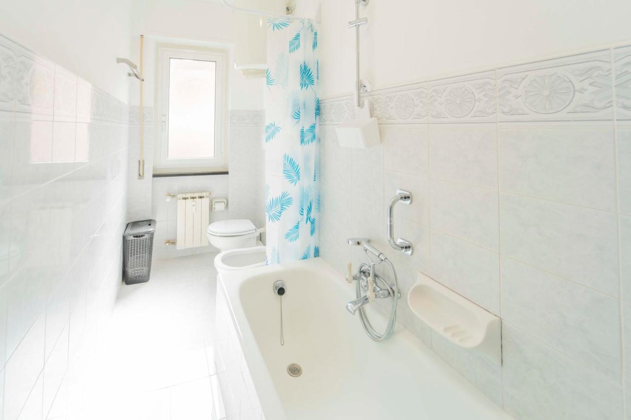 193 - Casa Via Della Chiusa - Centralissimo E Vicino Alla Baia Del Silenzio, Spiaggia E Mare 150M - Parcheggio Gratis Incluso E Aria Condizionata Sestri Levante Exteriér fotografie